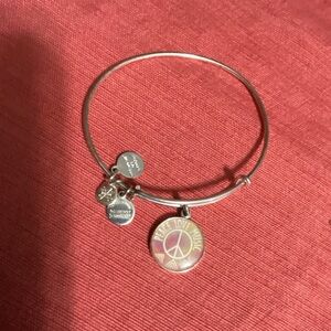 Alex & silver peace love music bracelet